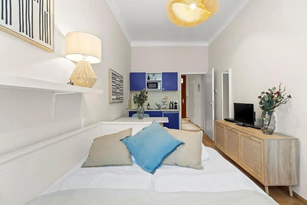 Apartment Augarten Suites I 5 Min To Metro I 10 Min To City Vienna