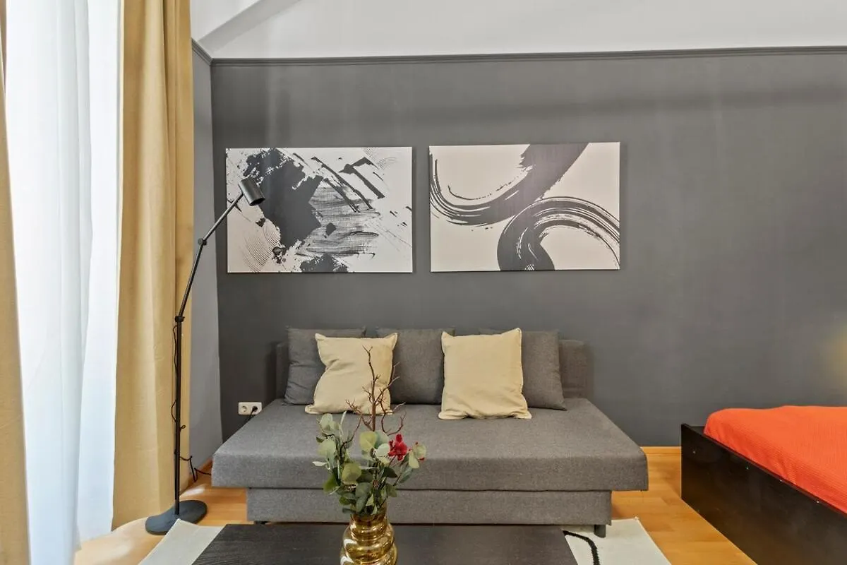 Apartment Augarten Suites I 5 Min To Metro I 10 Min To City Vienna Austria