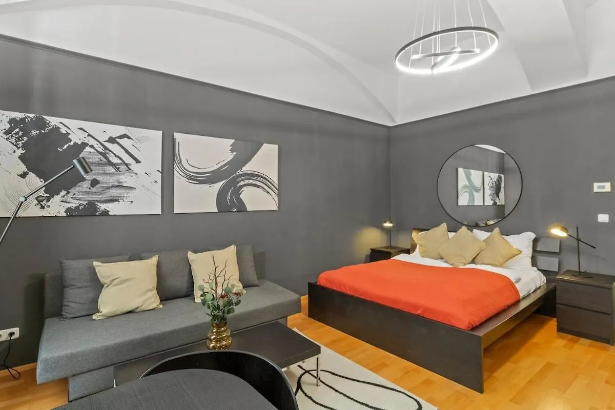 Augarten Suites I 5 Min To Metro I 10 Min To City Vienna 0*,