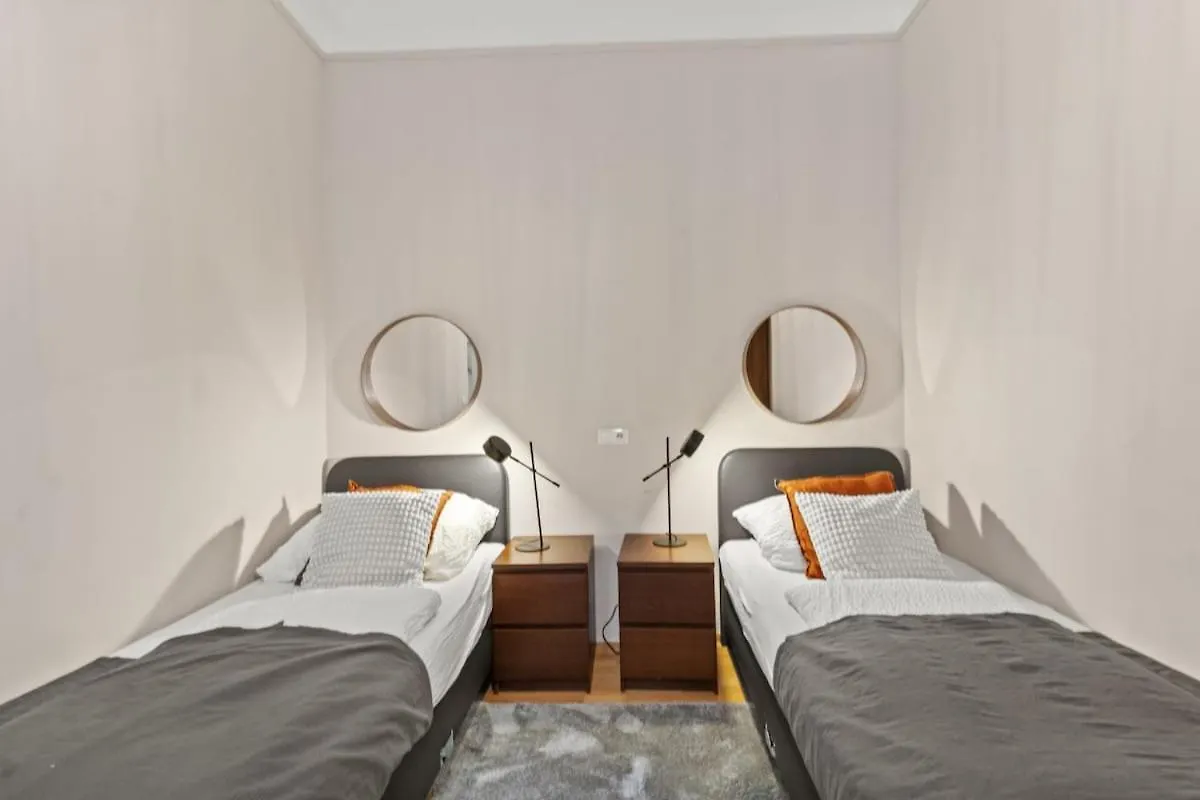 Augarten Suites I 5 Min To Metro I 10 Min To City Vienna 0*,  Austria