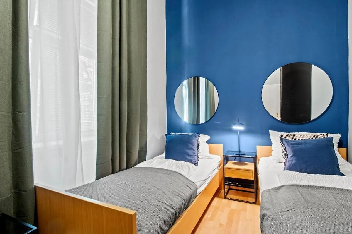 Augarten Suites I 5 Min To Metro I 10 Min To City Vienna 0*,